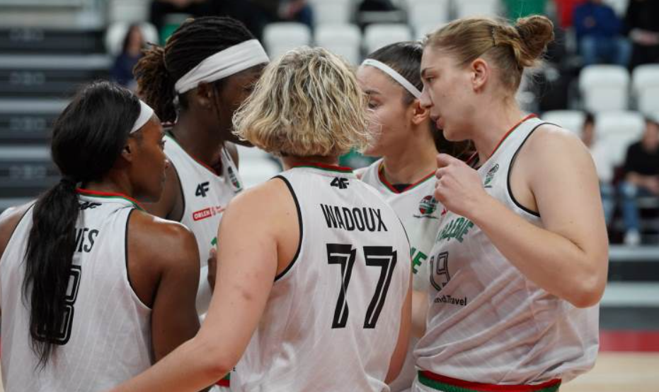 Historyczna wygrana MB Zagłębie. Sosnowieckie koszykarki awansowały do fazy pucharowej