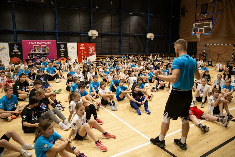 Za nami wyjątkowa lekcja koszykówki w Katowicach. Trwają przygotowania do EuroBasketu 2025