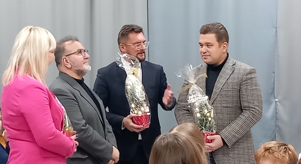 Spotkanie mikołajkowe w ramach akcji charytatywnej "BCC Dzieciom" w Katowicach