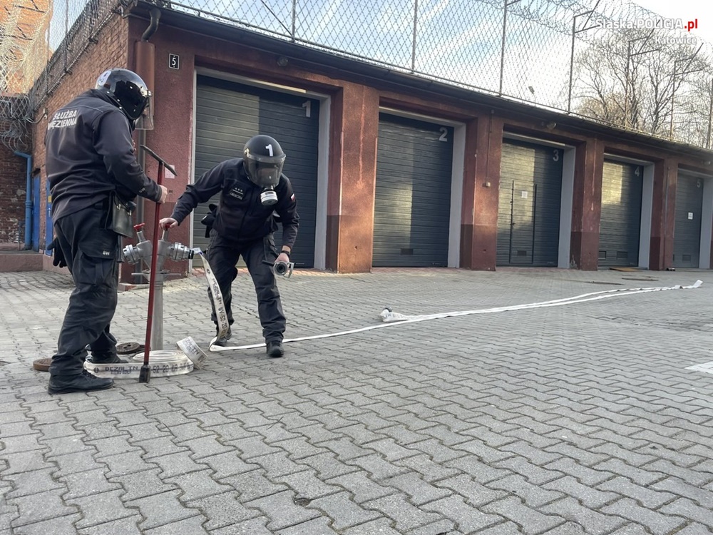Wspólne ćwiczenia służb mundurowych w Areszcie Śledczym w Katowicach