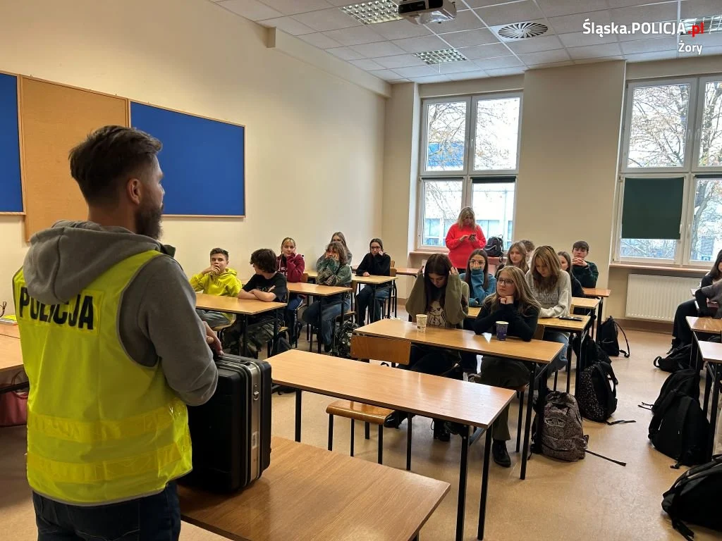 Technik kryminalistyki i sztuka właściwego zabezpieczania śladów