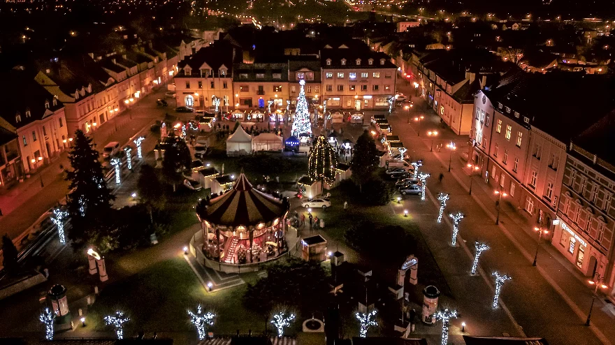 Wydłużono termin tegorocznego jarmarku. Radosne świętowanie na Rynku potrwa dłużej!