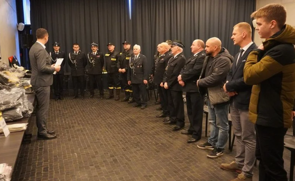 Jednostki OSP otrzymały nowy specjalistyczny sprzęt!