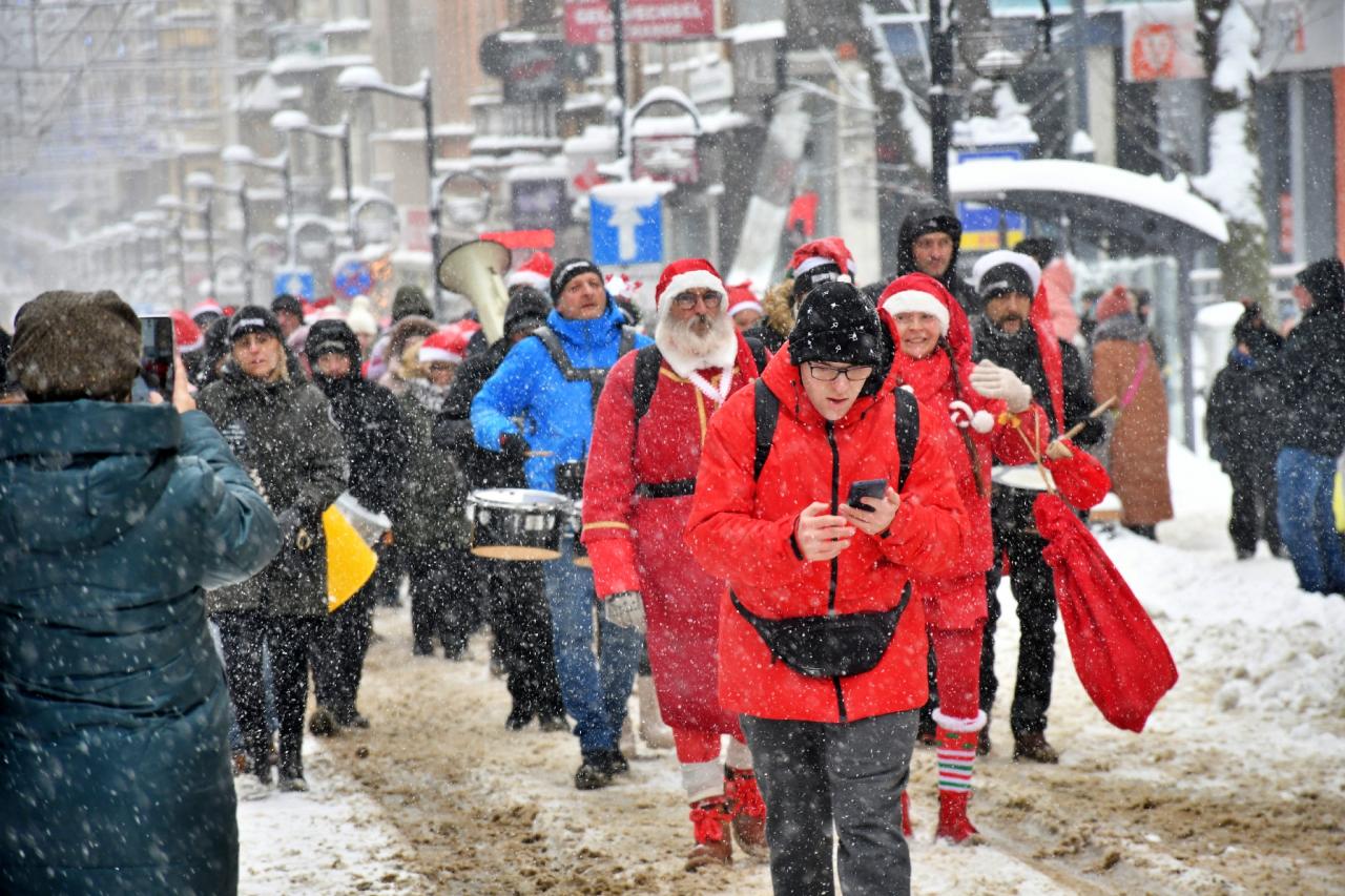 Ulicami Chorzowa przeszła Śląska Parada Mikołajów! / fot. Jacek D. Knapik 43