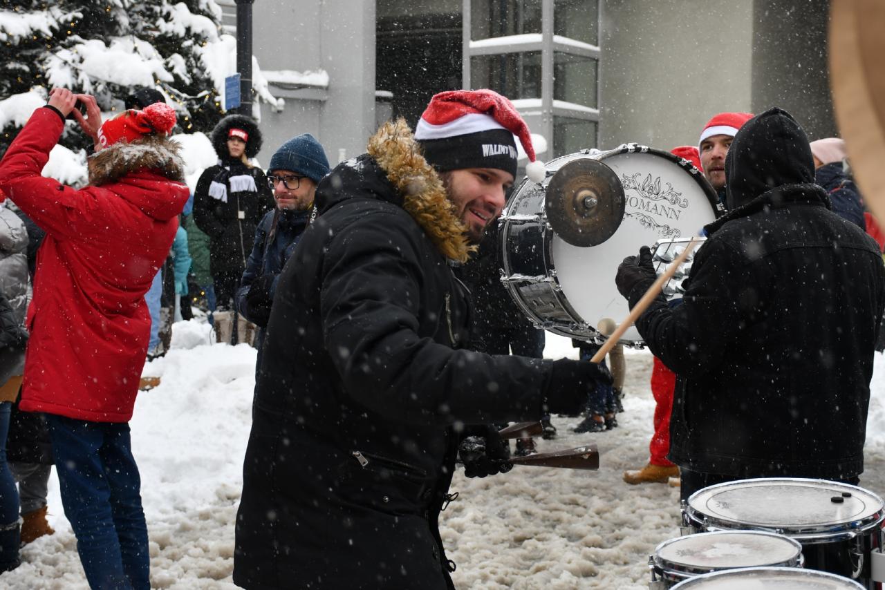 Ulicami Chorzowa przeszła Śląska Parada Mikołajów! / fot. Jacek D. Knapik 56