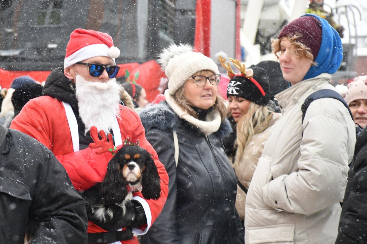 Ulicami Chorzowa przeszła Śląska Parada Mikołajów! / fot. Jacek D. Knapik 84