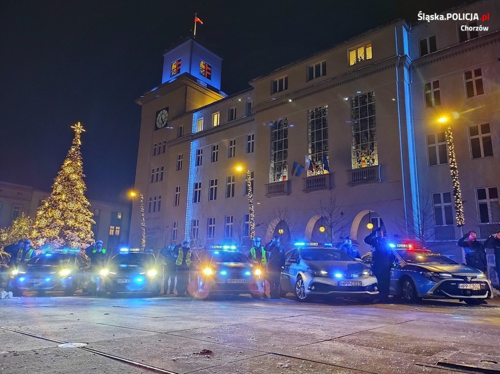 Chorzowscy policjanci oddali hołd tragicznie zmarłym kolegom
