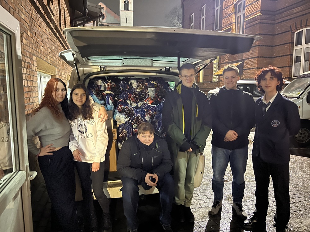 Młodzieżowa Rada Miasta Chorzów zorganizowała akcję "Święty Mikołaj dla dzieci w Ukrainie"