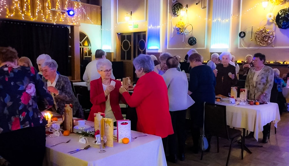 Andrzej Kotala i Waldemar Kołodziej wzięli udział w klubowej Wigilii w MDK Batory!