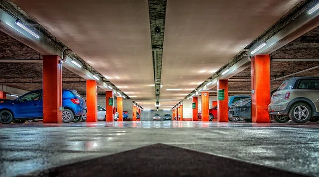 Porównanie kalkulatorów OC: Jak wybrać najlepszy?