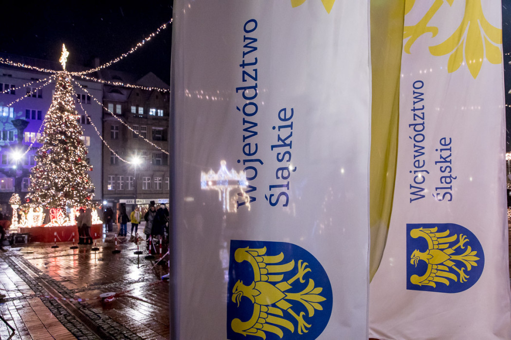 Ruszył Bytomski Jarmark Świąteczny. Jakub Chełstowski odwiedził świąteczny Rynek