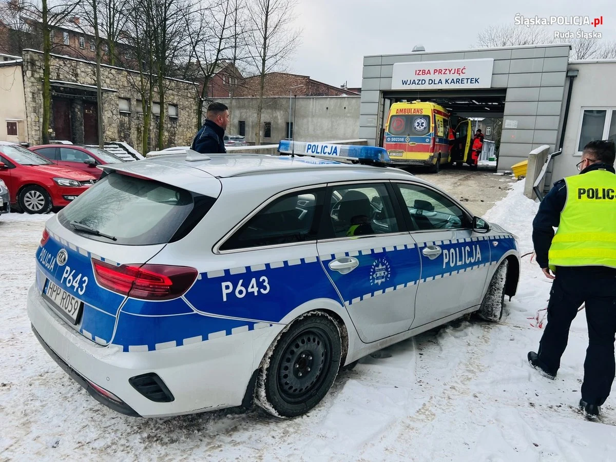 Policjanci z Rudy Śląskiej eskortowali kobietę w ciąży do szpitala!