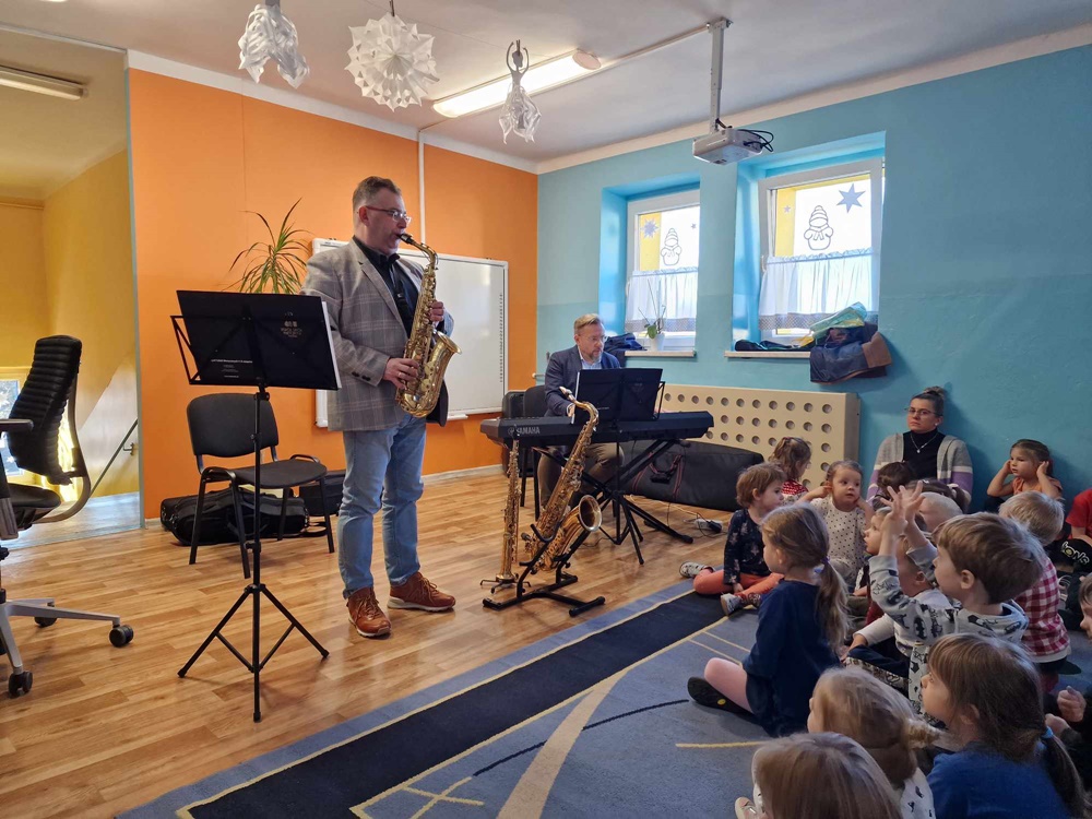 Listopad i grudzień w Miejskim Przedszkolu nr 32 33