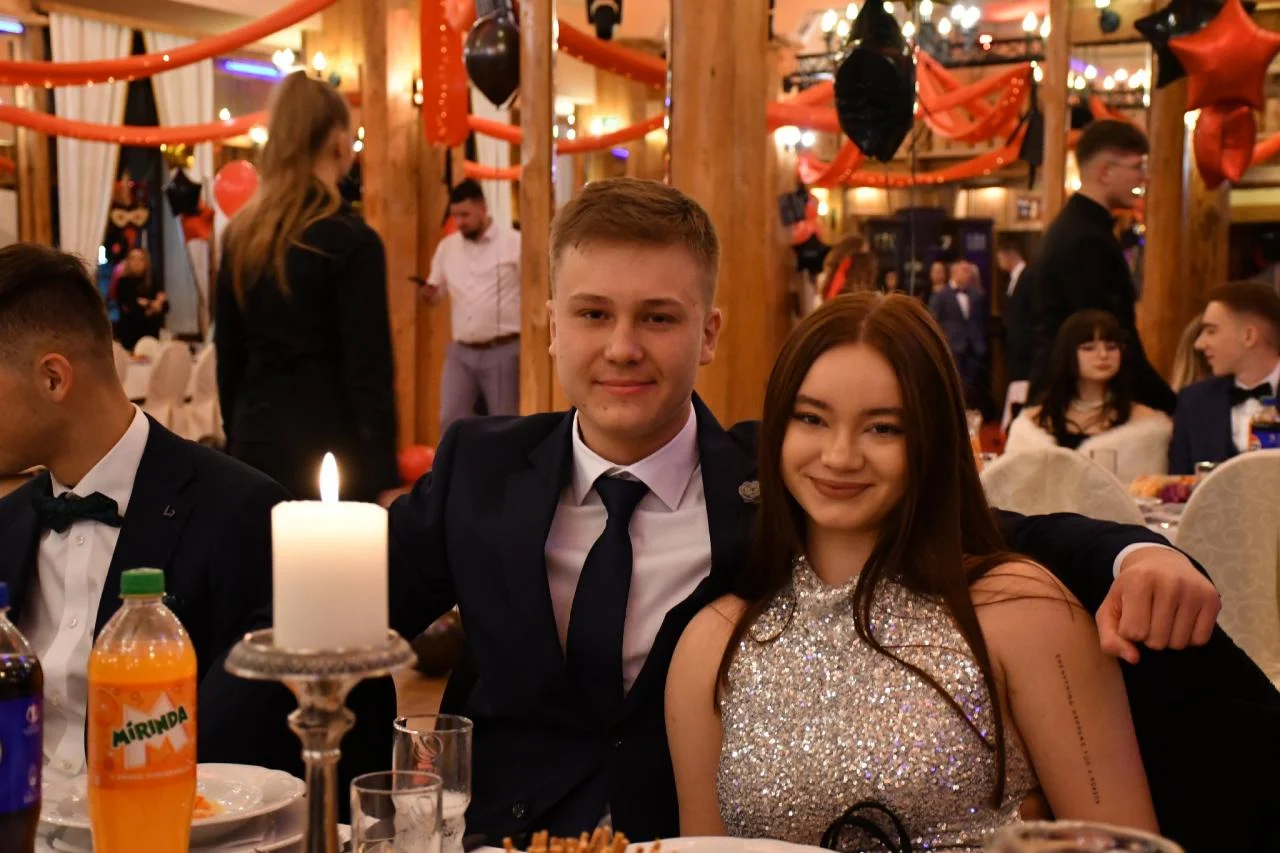 Studniówka uczniów "Kopernika" 2