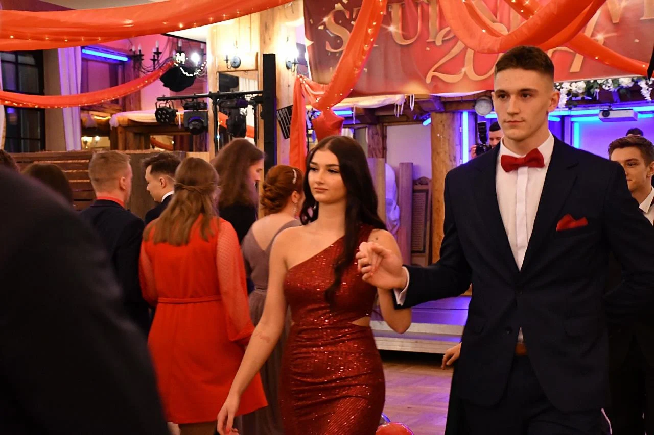 Studniówka uczniów "Kopernika" 16