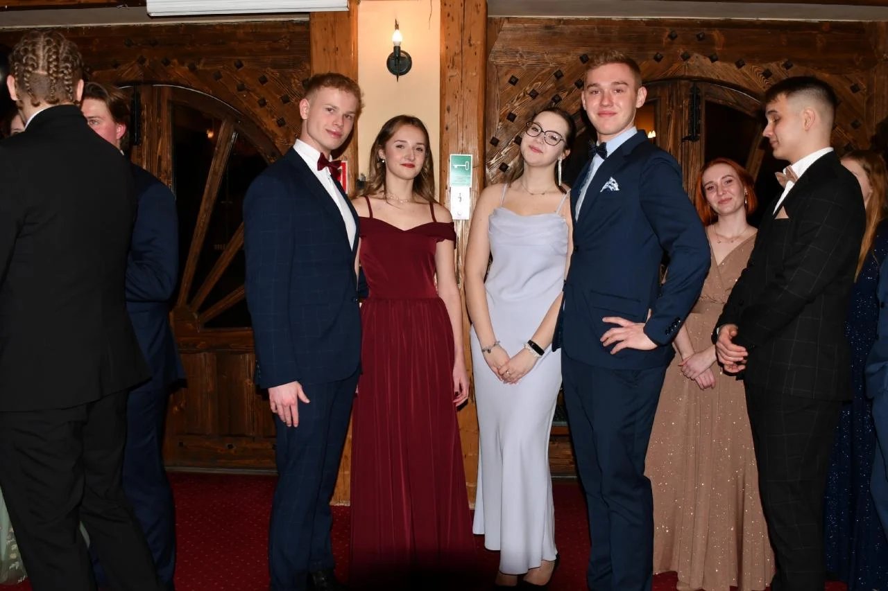 Studniówka uczniów "Kopernika" 38