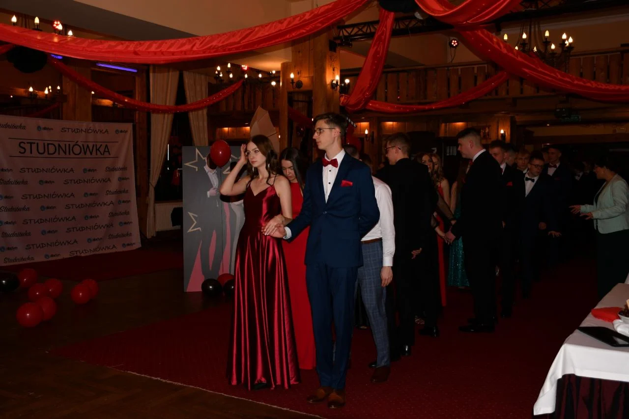 Studniówka uczniów "Kopernika" 39