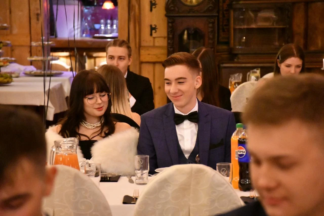 Studniówka uczniów "Kopernika" 49