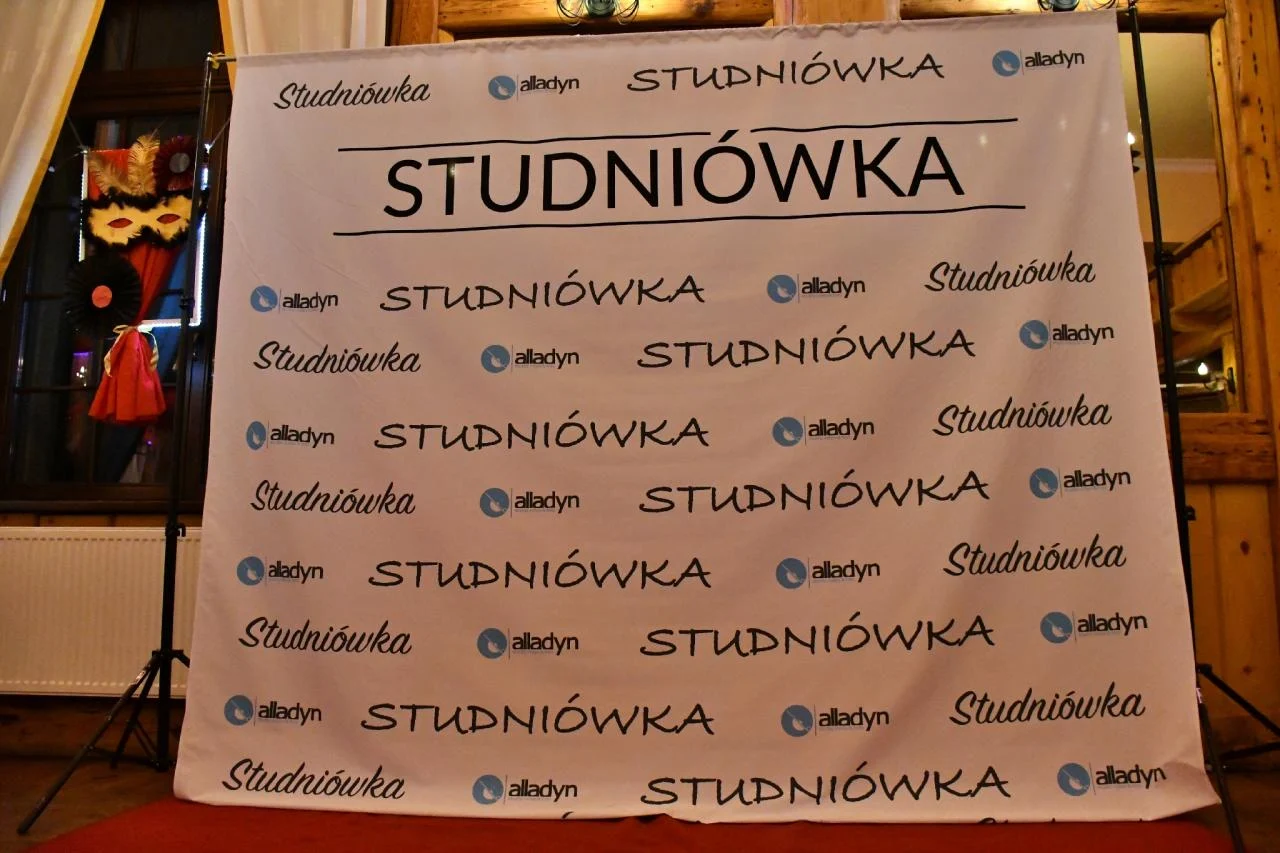 Studniówka uczniów "Kopernika" 67