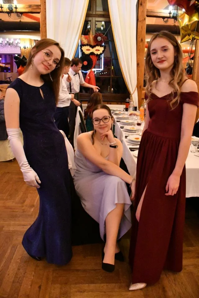 Studniówka uczniów "Kopernika" 68