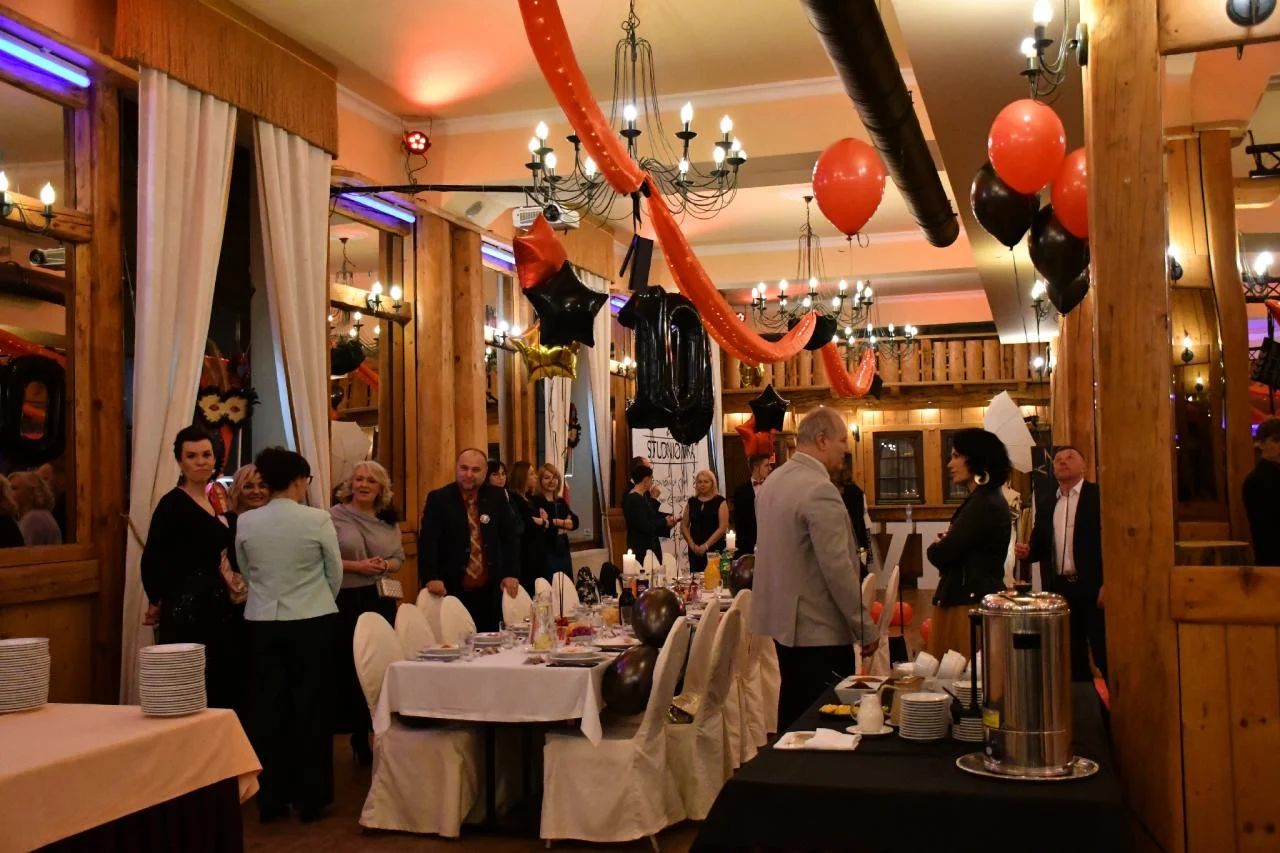 Studniówka uczniów "Kopernika" 69