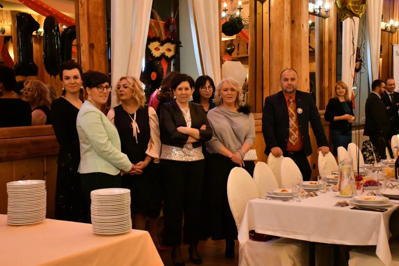 Studniówka uczniów "Kopernika" 73