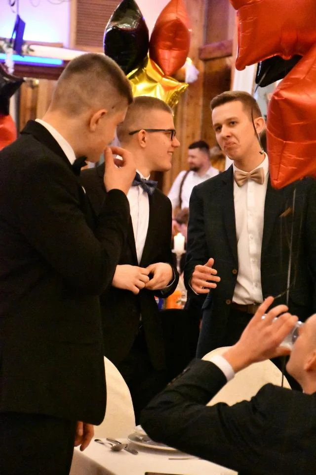 Studniówka uczniów "Kopernika" 74