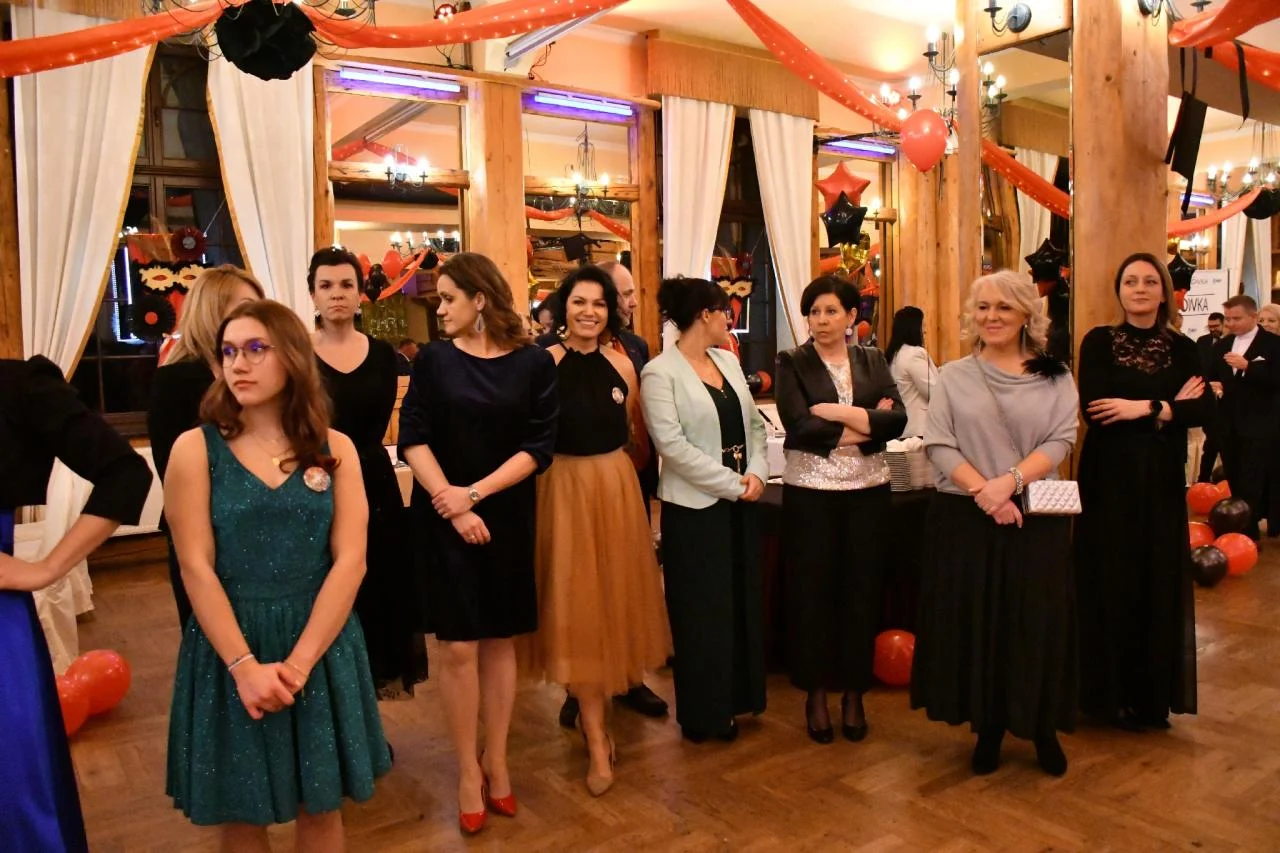 Studniówka uczniów "Kopernika" 82