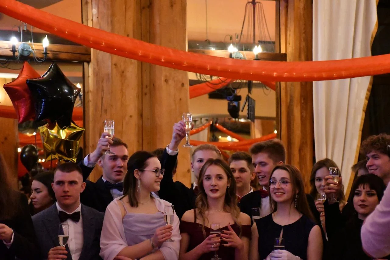 Studniówka uczniów "Kopernika" 92