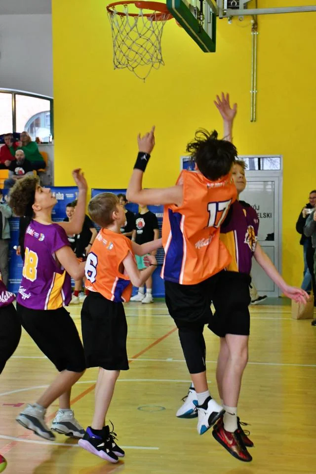 Jr. NBA Projekt Basket League 77