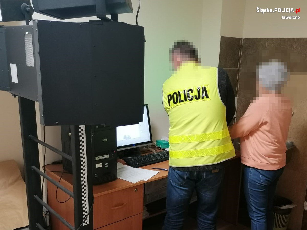 69-letnia kobieta usłyszała zarzut za usiłowanie uśmiercenia zwierząt ze szczególnym okrucieństwem