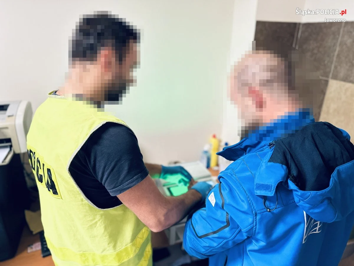 Jaworzno: Ukrywali łącznie ponad 400 porcji dilerskich marihuany!