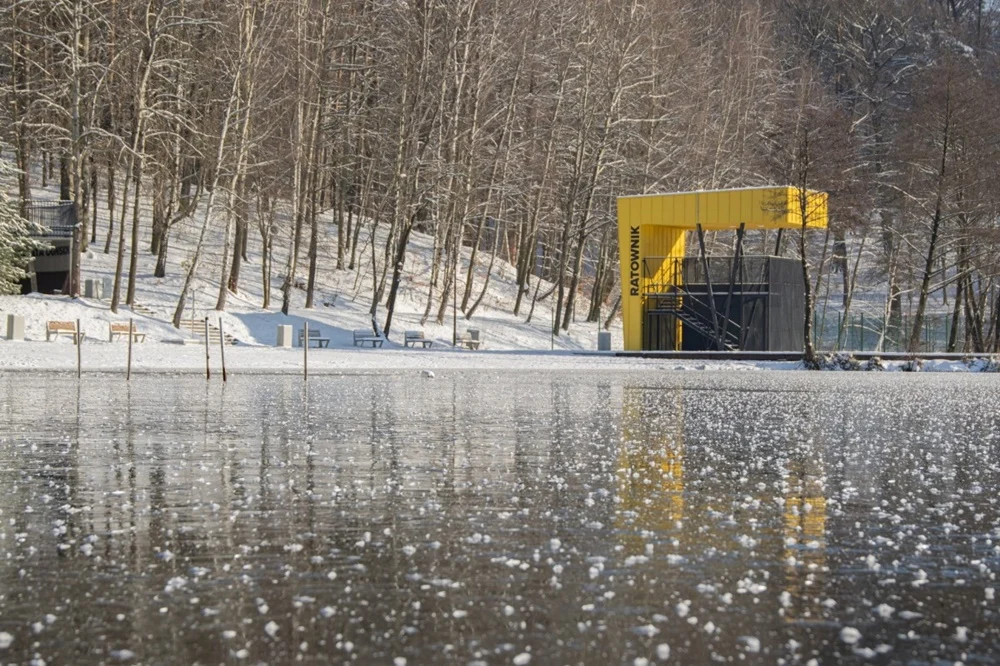 "Pomaganie przez morsowanie" na wodzisławskim Balatonie