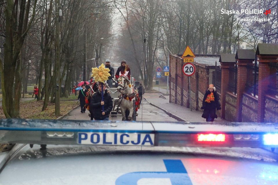 Piekarscy policjanci zabezpieczali Orszak Trzech Króli