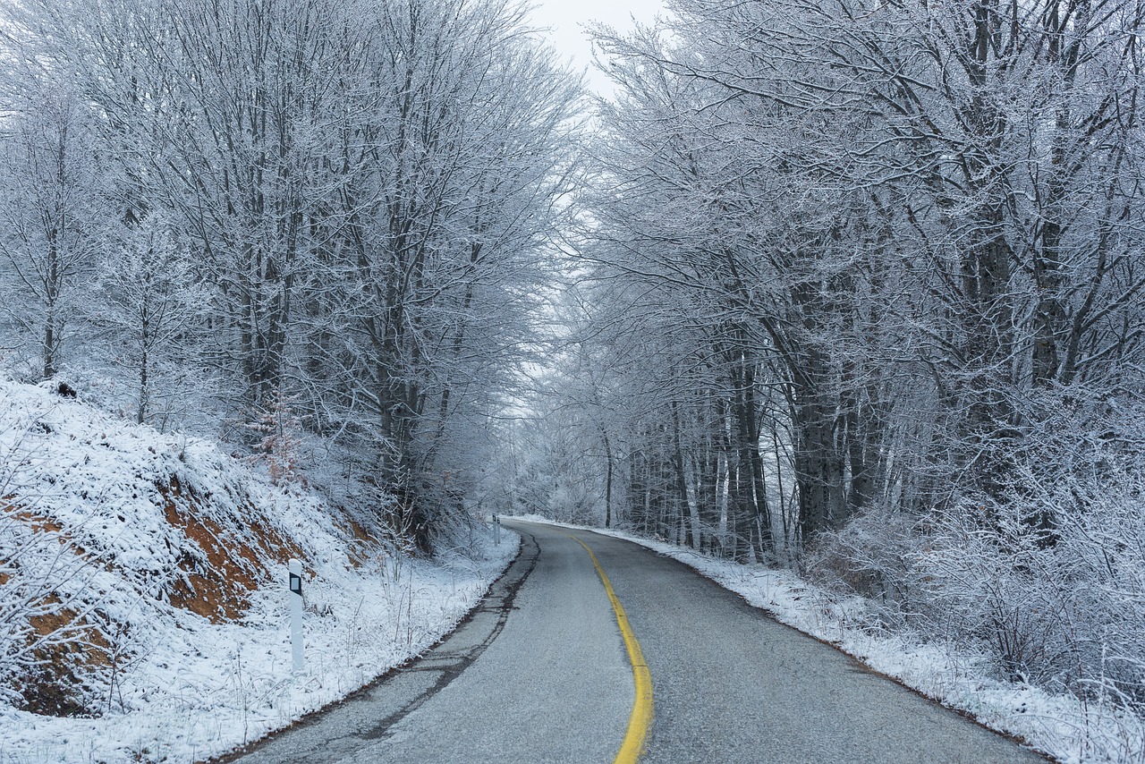 Uwaga kierowcy! Trudne warunki na drogach