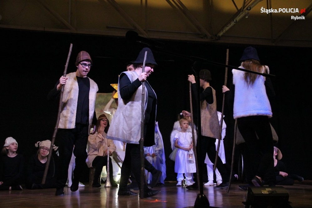 Rybniccy policjanci odwiedzili Szkołę Życia