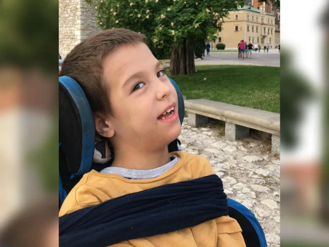 Trwa zbiórka na zakup samochodu przystosowanego do potrzeb nastolatka z Bytomia