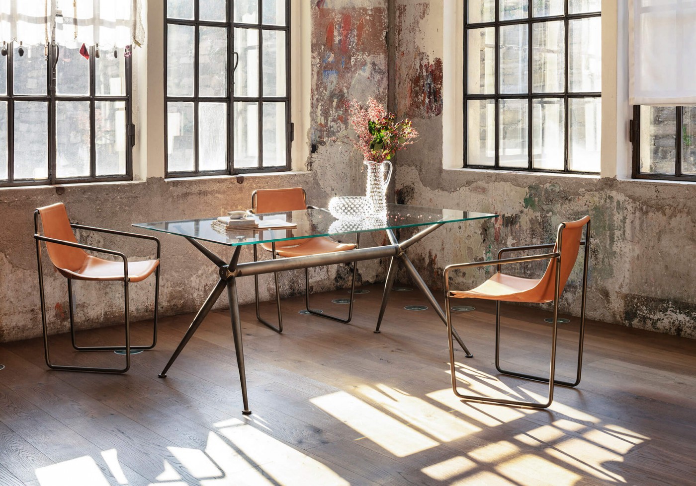 Stół szklany w Twoim mieszkaniu - jaki wybrać?