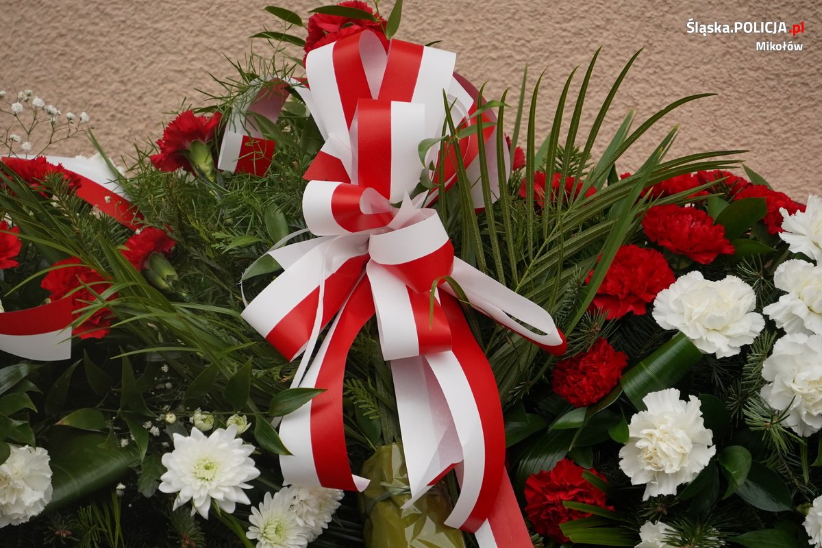 Policjanci garnizonu mikołowskiego w 79. rocznicę Tragedii Górnośląskiej