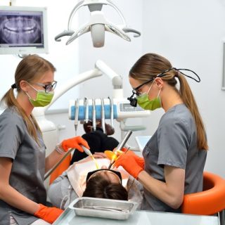 Rewadent Stomatologia Estetyczna