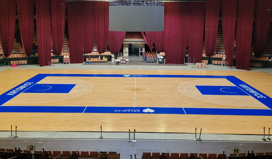 Katowicki Spodek cieszy się nowym parkietem. Przed nami rozbudowa trybun