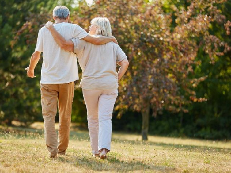 Seniorzy smutni i zrzędliwi? Silversi obalają mity