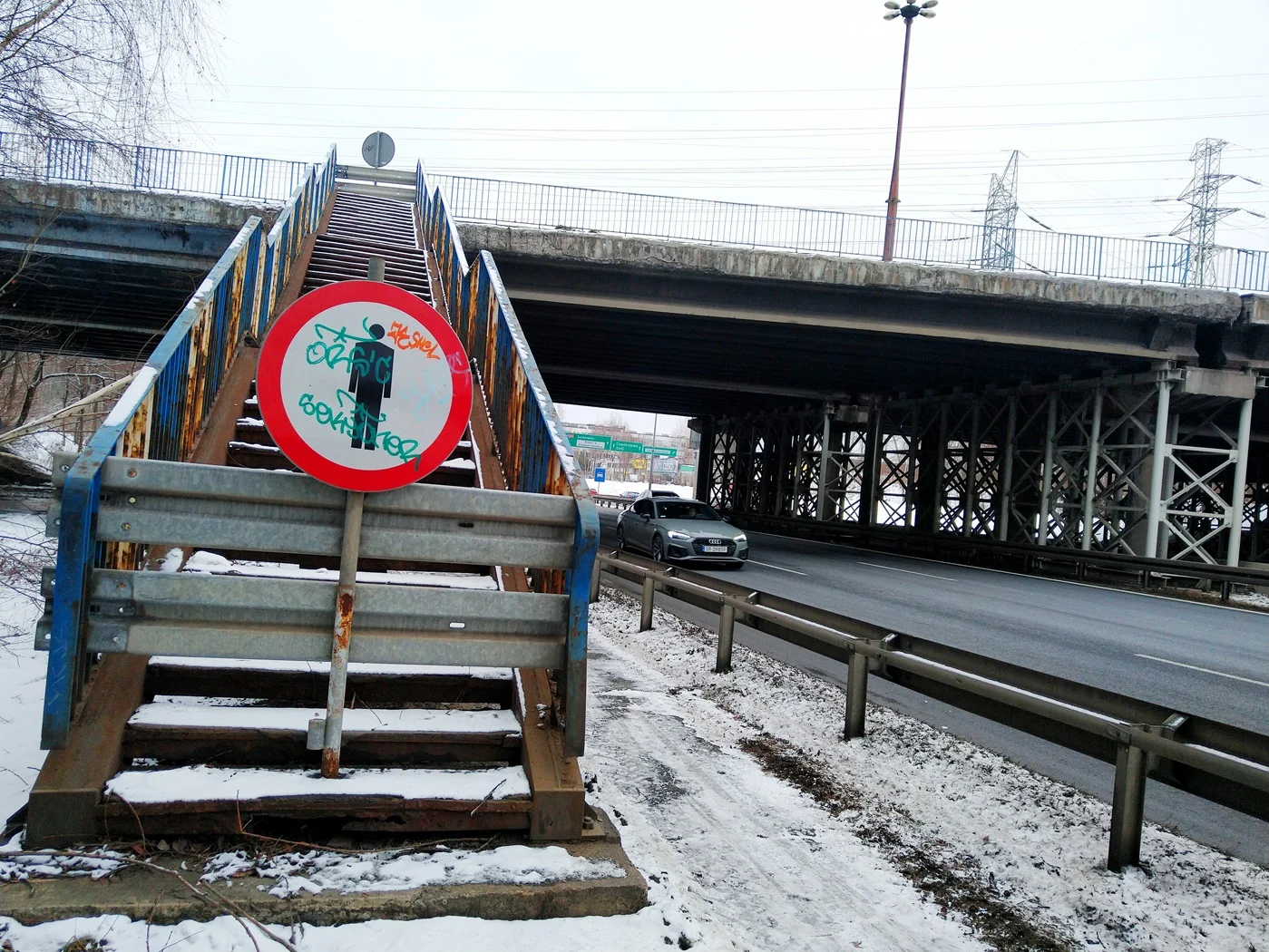 Zburzą wiadukty nad S86. Czeka nas drogowy armagedon?