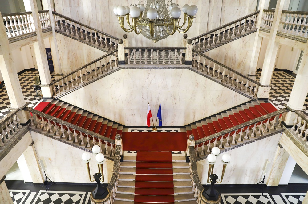 Pięć nominacji do Oscarów 2024 dla filmu kręconego w gmachu Śląskiego Urzędu Wojewódzkiego