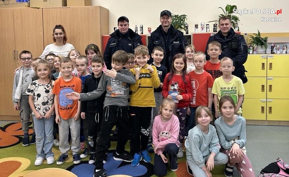 Bezpieczne ferie z katowickimi dzielnicowymi