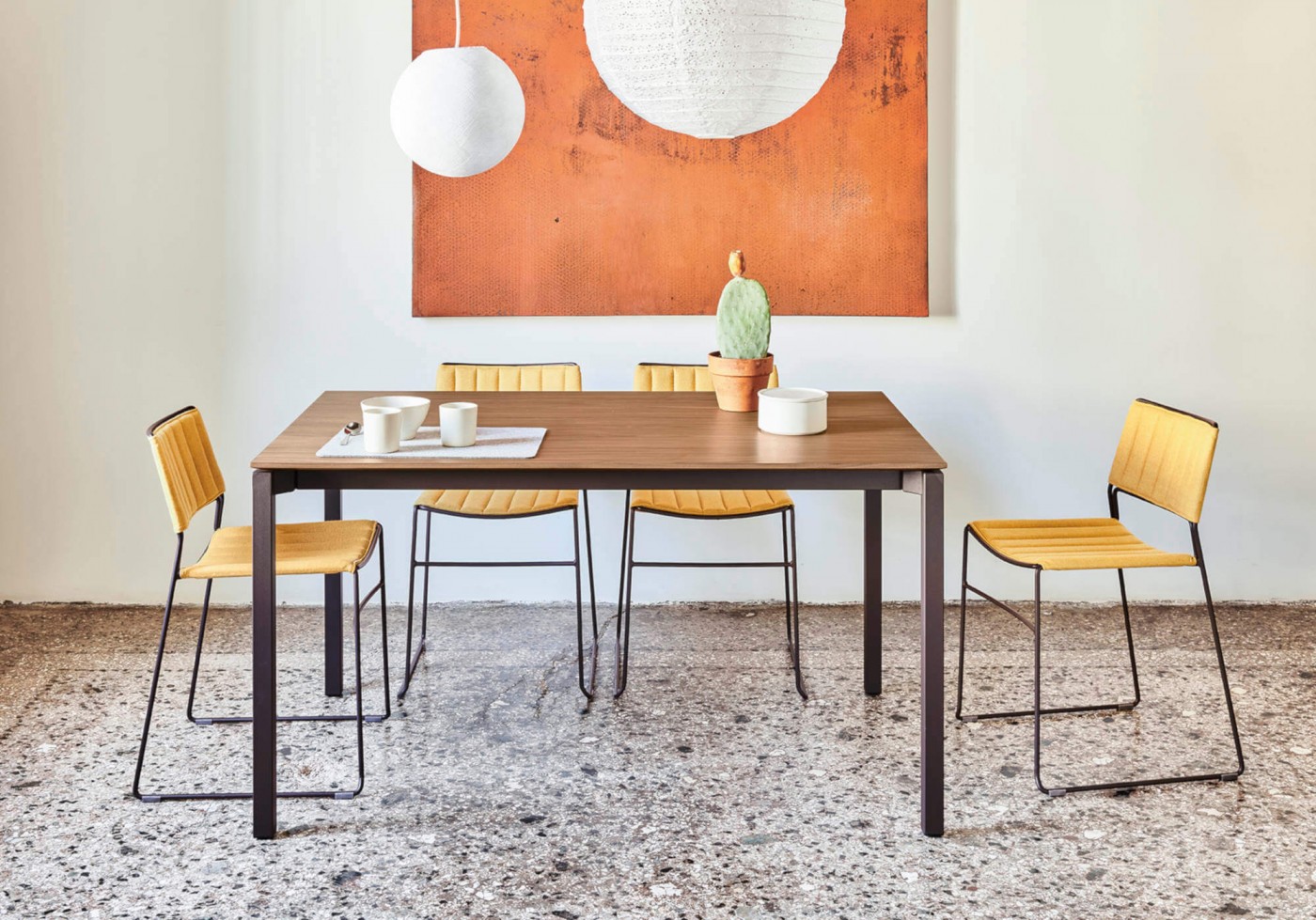 Krzesło na płozach - idealny dodatek do nowoczesnego wnętrza. Jak wybrać?