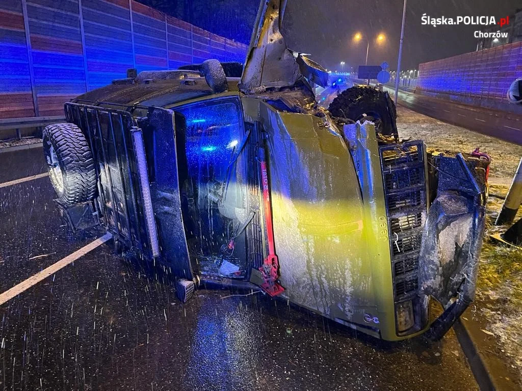 Trudne warunki na drogach. Chorzowscy mundurowi interweniowali 4 razy!