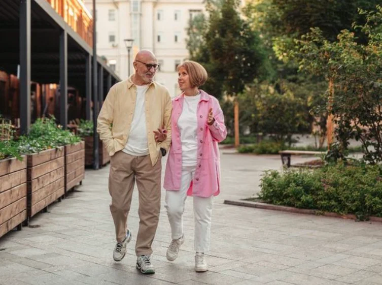 Miasto przyjazne seniorom – czyli jakie?