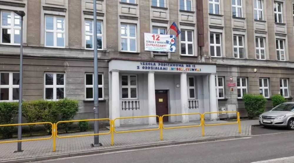 Gruntowna termomodernizacja w Szkole Podstawowej nr 12 oficjalnie zakończona!