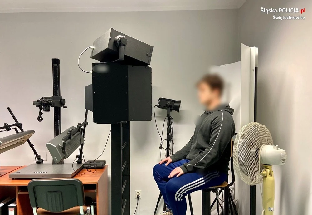 Dozór dla 23-letniego mężczyzny za przemoc domową nad rodzicami i trojgiem rodzeństwa